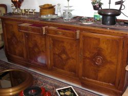 Antike Möbel sammeln