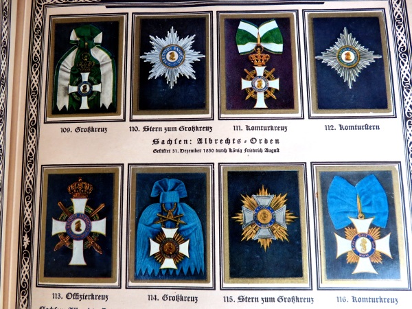 Albrecht's Order of Saxony in various designs