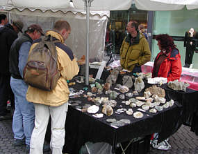 Bild vom Nrnberger Trempelmarkt Frhjahr 2005