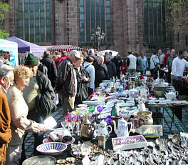 Bild vom Nürnberger Trempelmarkt Frühjahr 2005