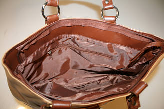 Kunstledertaschen zu verkaufen